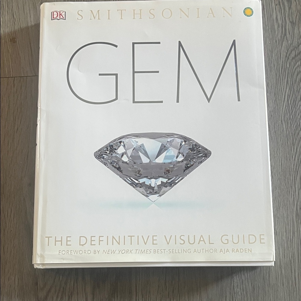 Smithsonian GEM Visual Guide Book